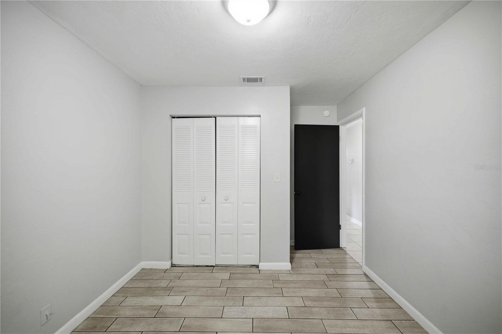 Single Family Residence at 2351 NE 40TH ST, OCALA, photo 10 of 32