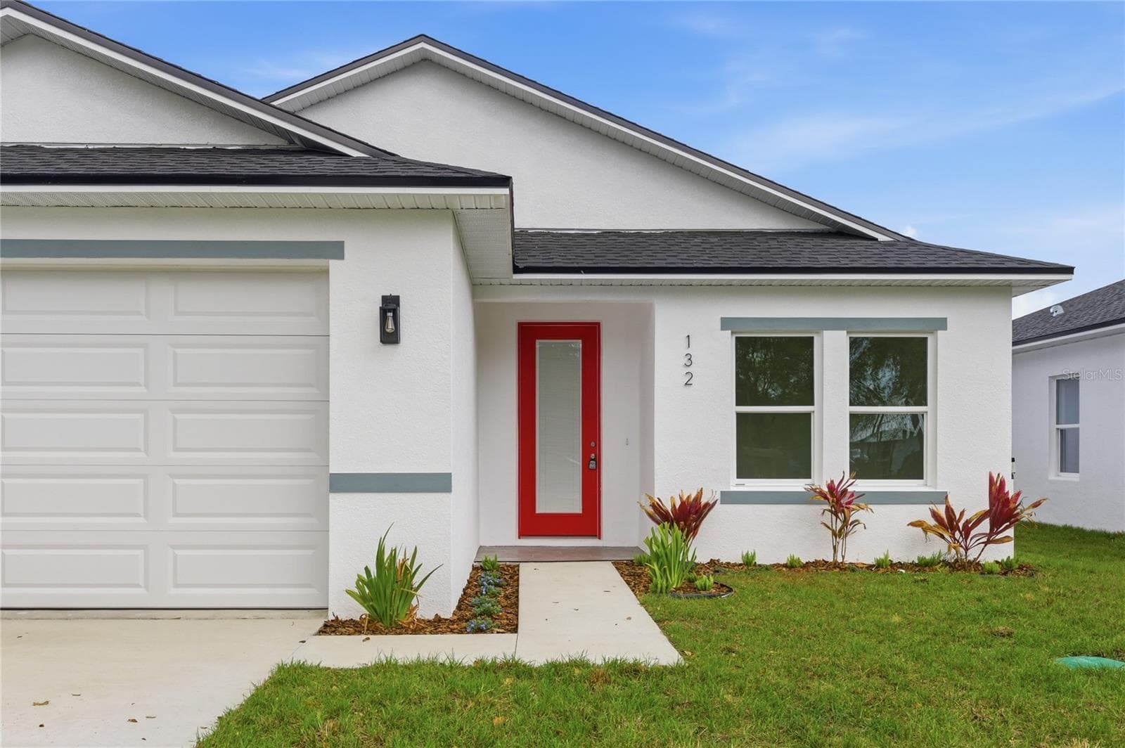 Single Family Residence at 132 11TH AVE, OSTEEN, photo 5 of 39
