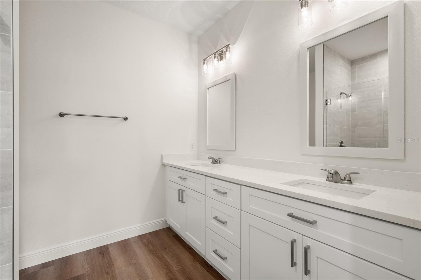 Single Family Residence at 136 11TH AVE, OSTEEN, photo 22 of 37