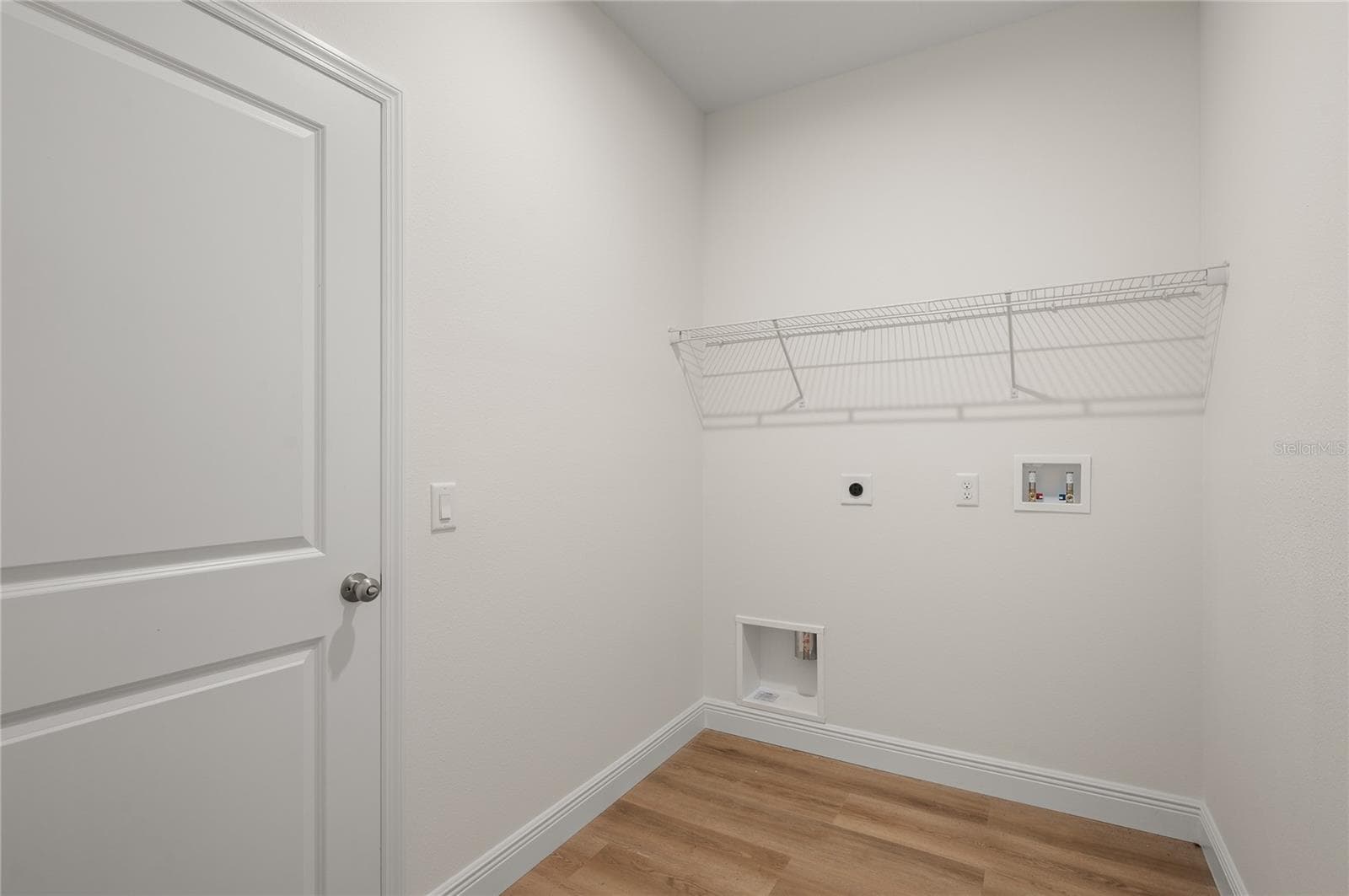 Single Family Residence at 140 11TH AVE, OSTEEN, photo 16 of 34