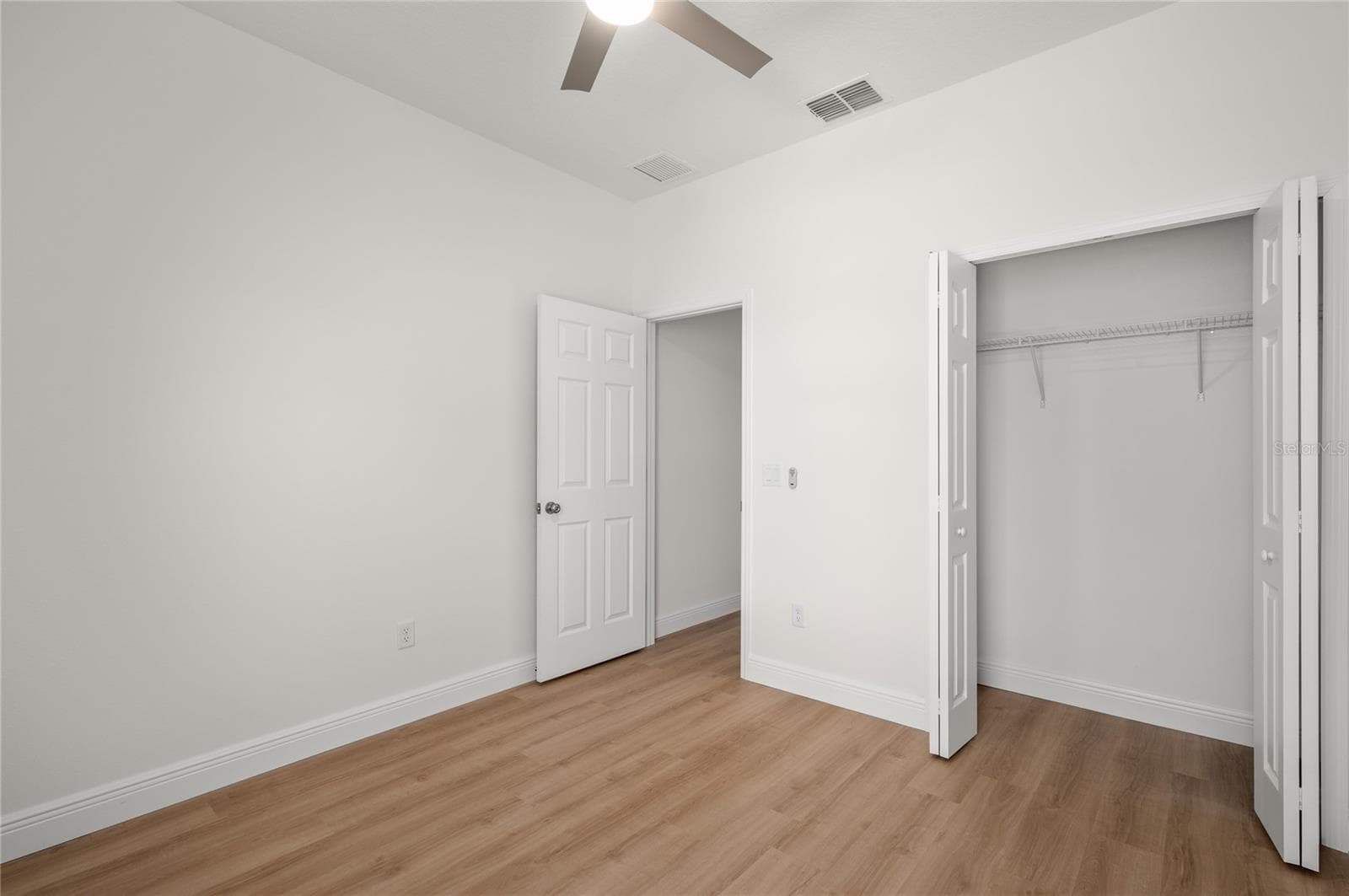 Single Family Residence at 144 11TH AVE, OSTEEN, photo 37 of 46