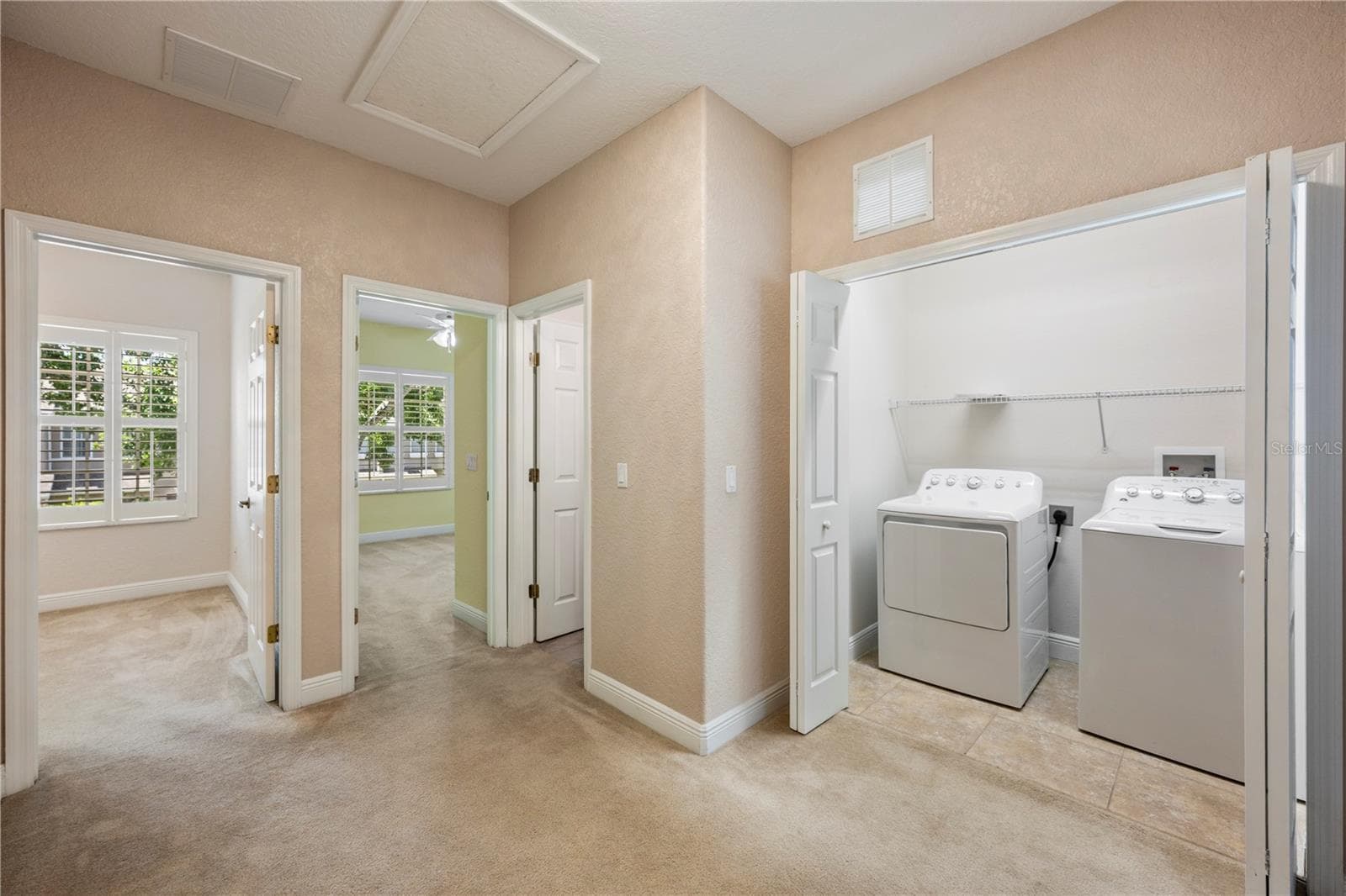Upstairs Laundry with washer & dryer included! - 573 SHINING ARMOR LN, LONGWOOD