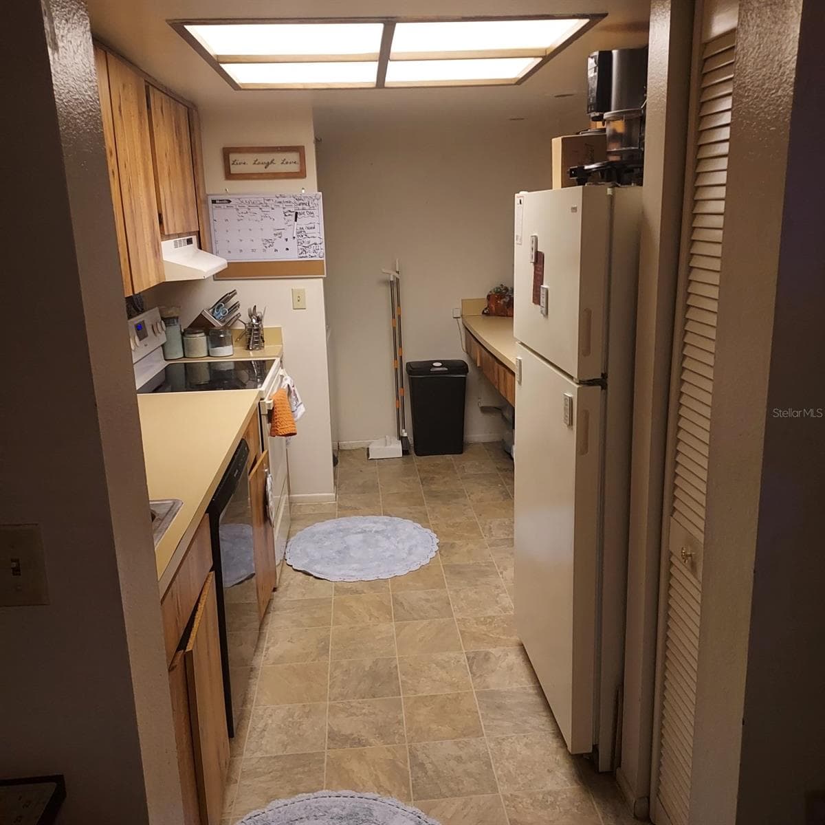 Condominium at 4927 PURITAN CIR #123, TAMPA, photo 7 of 10