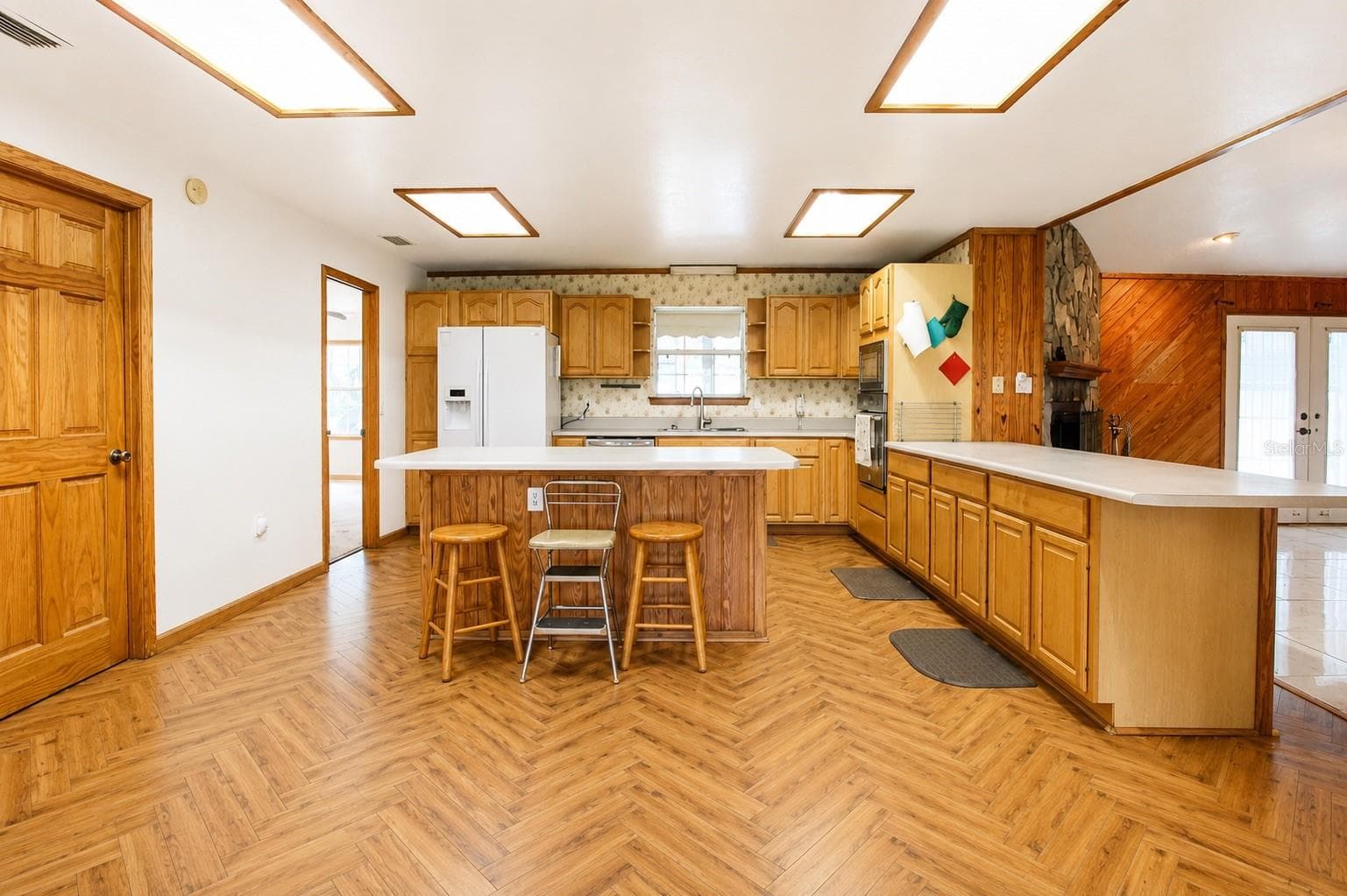 Single Family Residence at 128 NE 326TH AVE, CROSS CITY, photo 11 of 50