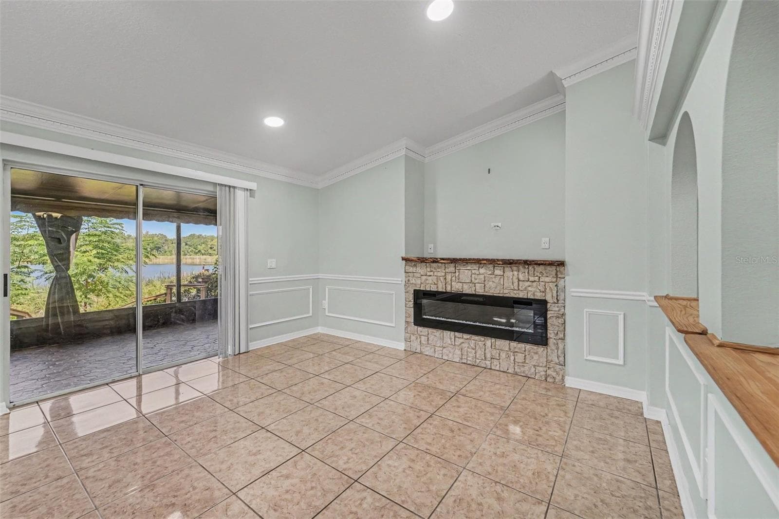 Single Family Residence at 817 LAKE DOE BLVD, APOPKA, photo 10 of 30