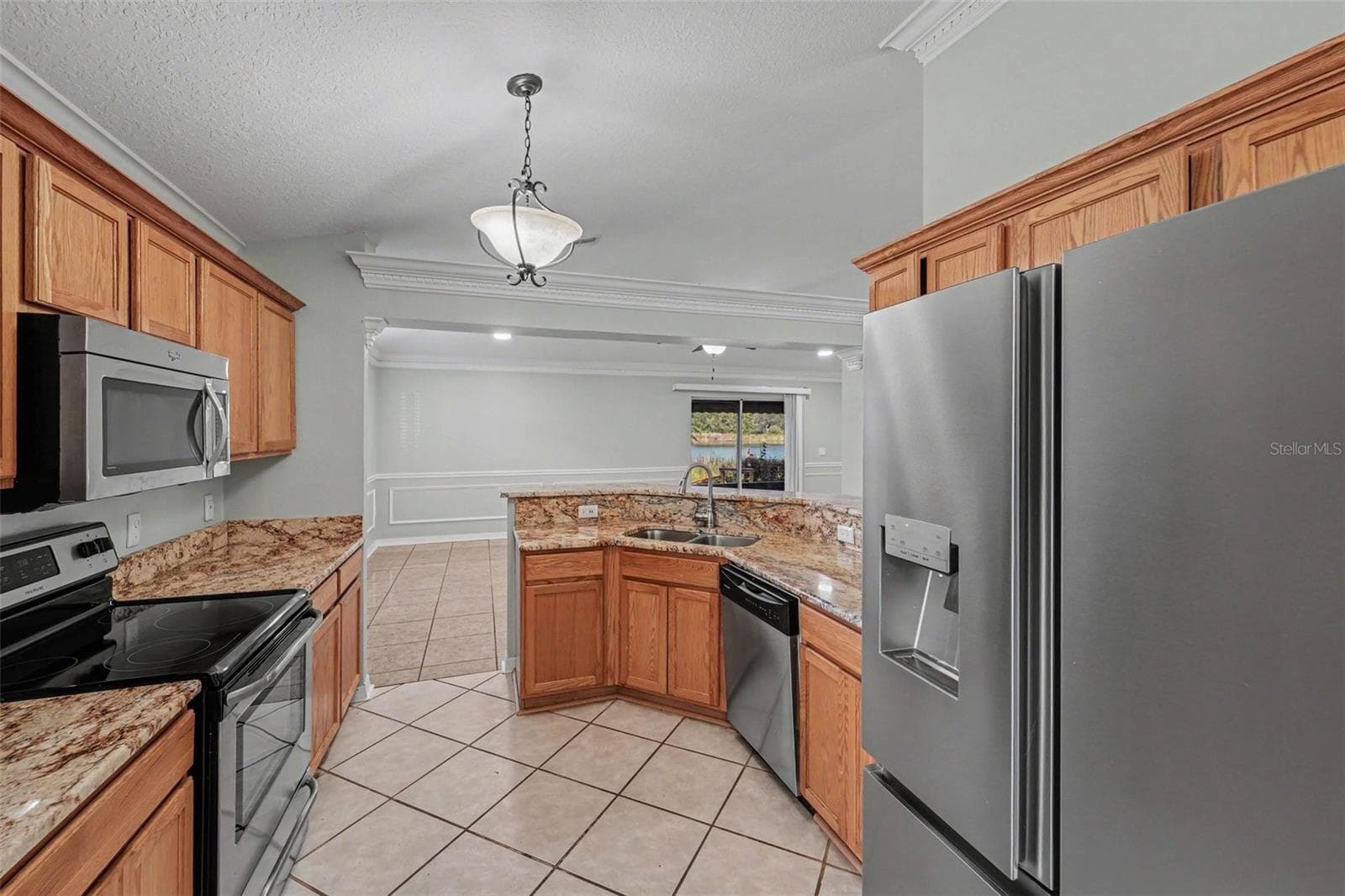 Single Family Residence at 817 LAKE DOE BLVD, APOPKA, photo 12 of 30