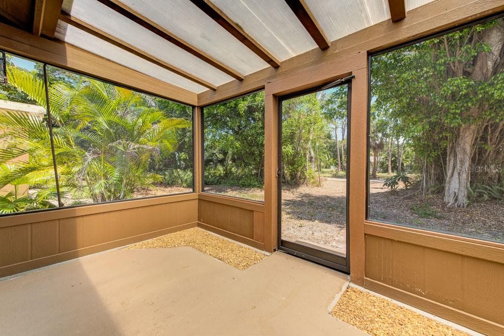 Condominium at 7620 4TH AVE W #7620, BRADENTON, photo 13 of 56