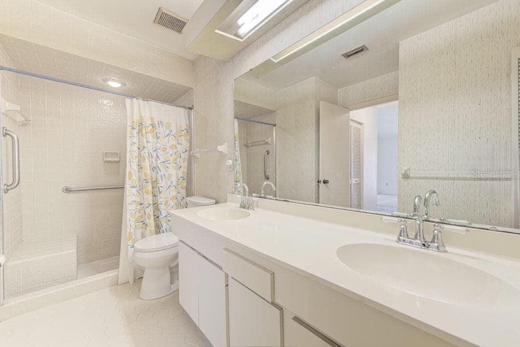 Condominium at 7620 4TH AVE W #7620, BRADENTON, photo 29 of 56