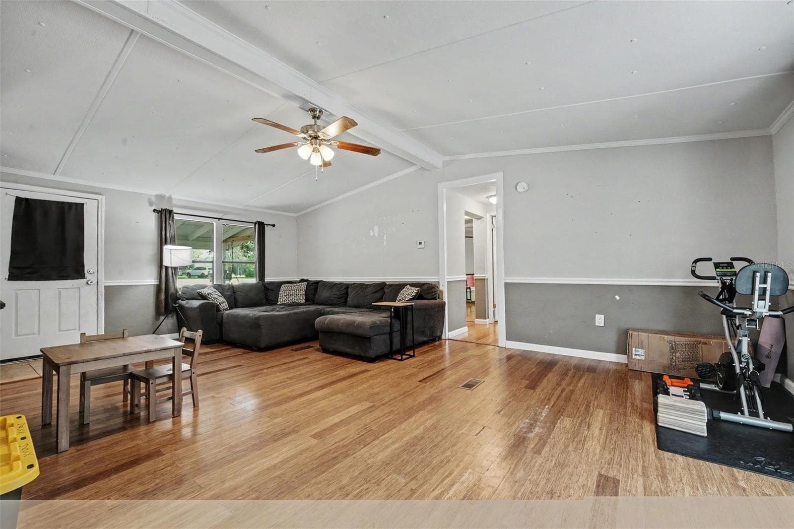 Manufactured Home at 173 PLANKTON AVENUE, MIDDLEBURG, photo 2 of 20