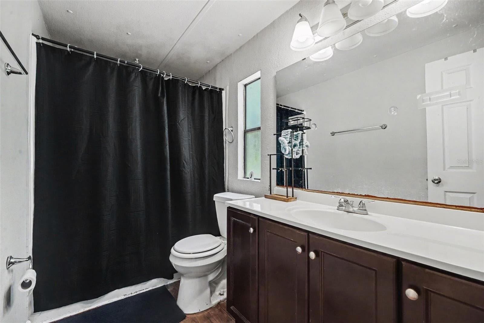 Manufactured Home at 173 PLANKTON AVENUE, MIDDLEBURG, photo 12 of 20