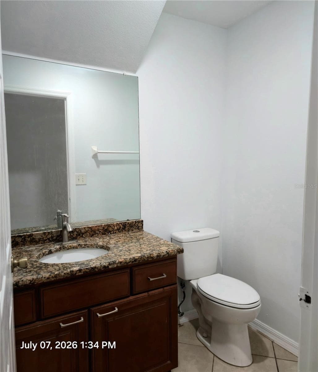 Half Bath Downstairs - 734 KENSINGTON LAKE CIR #BRANDON, BRANDON