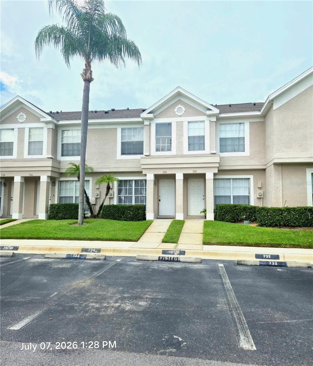 Front View - 734 KENSINGTON LAKE CIR #BRANDON, BRANDON