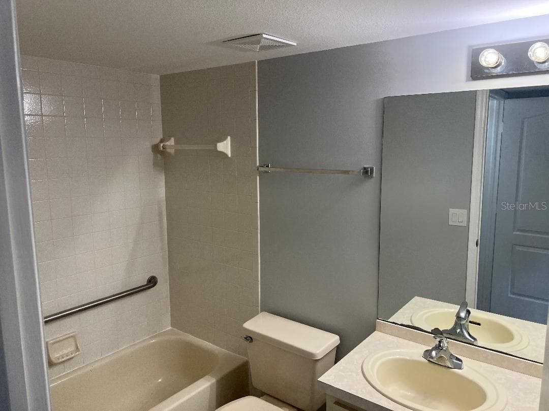 Condominium at 2294 BELGIAN LN #14, CLEARWATER, photo 25 of 36
