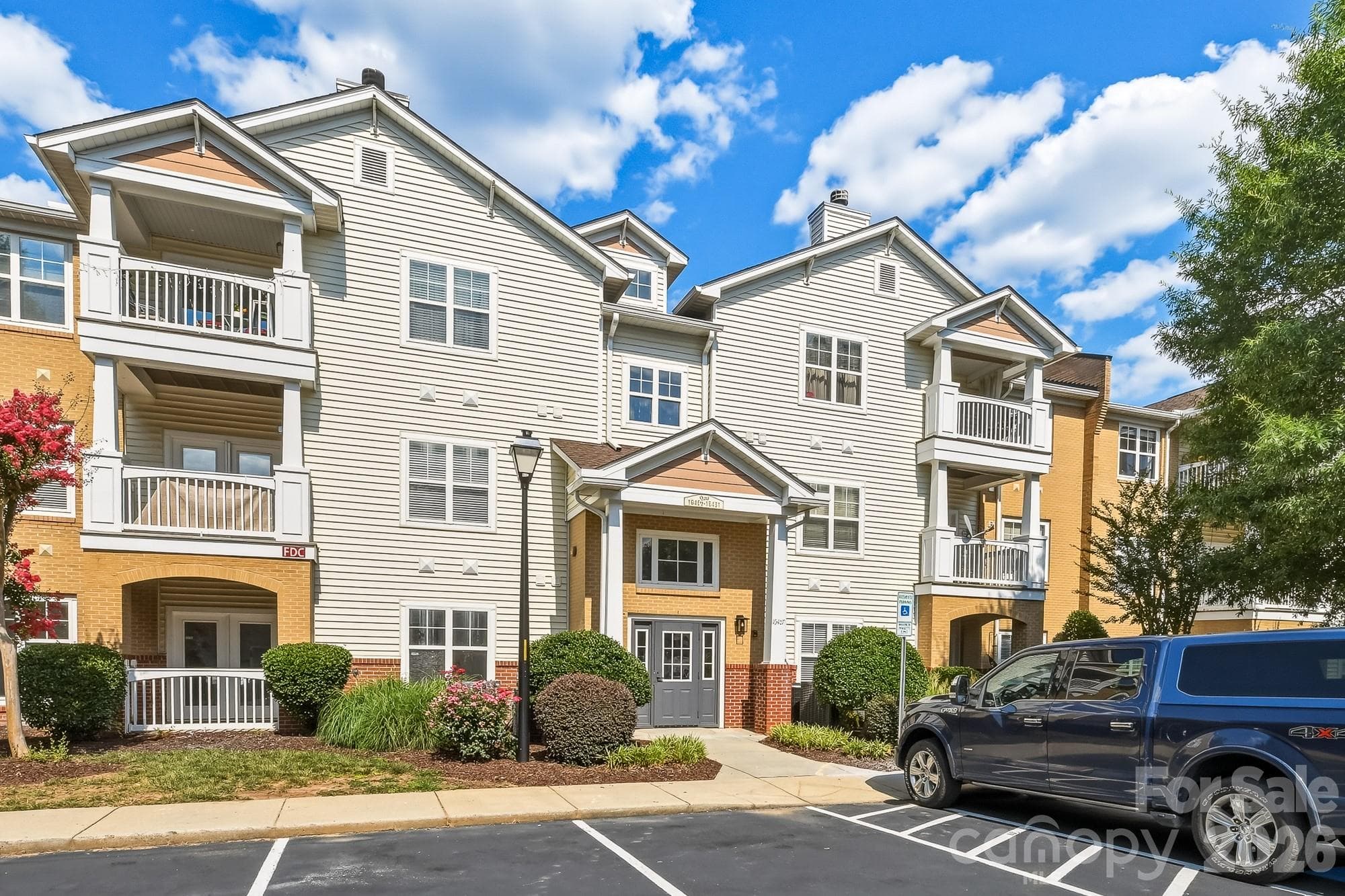 Condominium at Charlotte, photo 28 of 29
