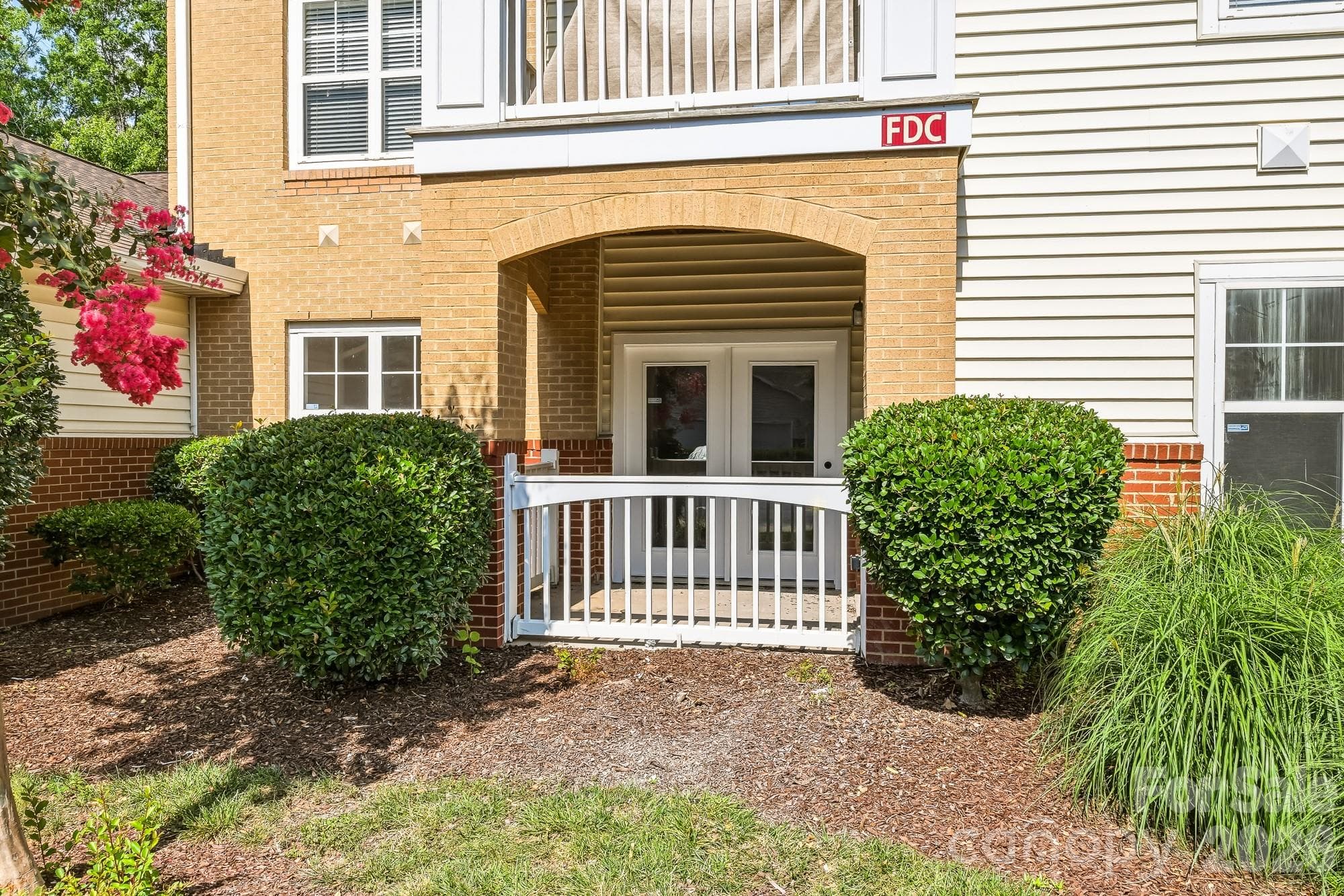 Condominium at Charlotte, photo 4 of 29