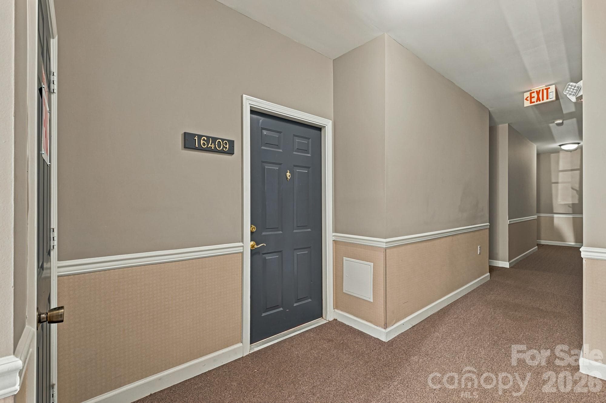 Condominium at Charlotte, photo 25 of 29