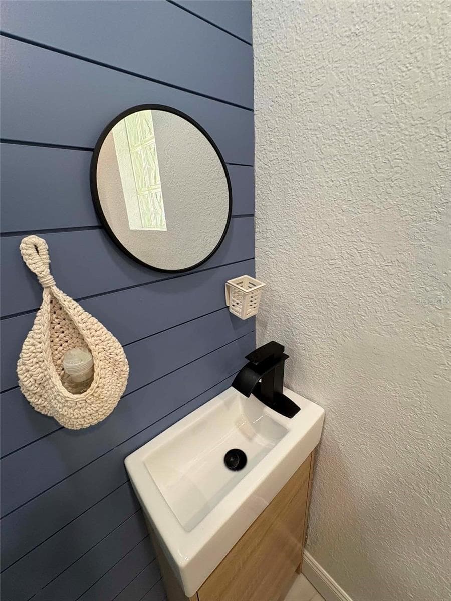 Main Bathroom - 1040 S OHIO AVE, LAKELAND