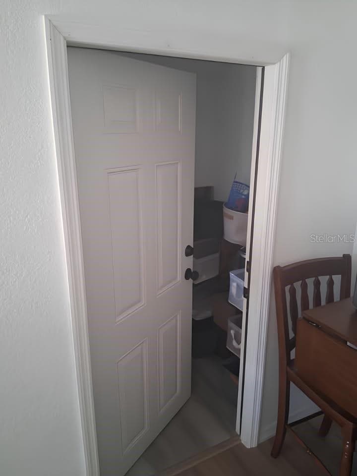 Seperate unit/office Storage Door - 1040 S OHIO AVE, LAKELAND