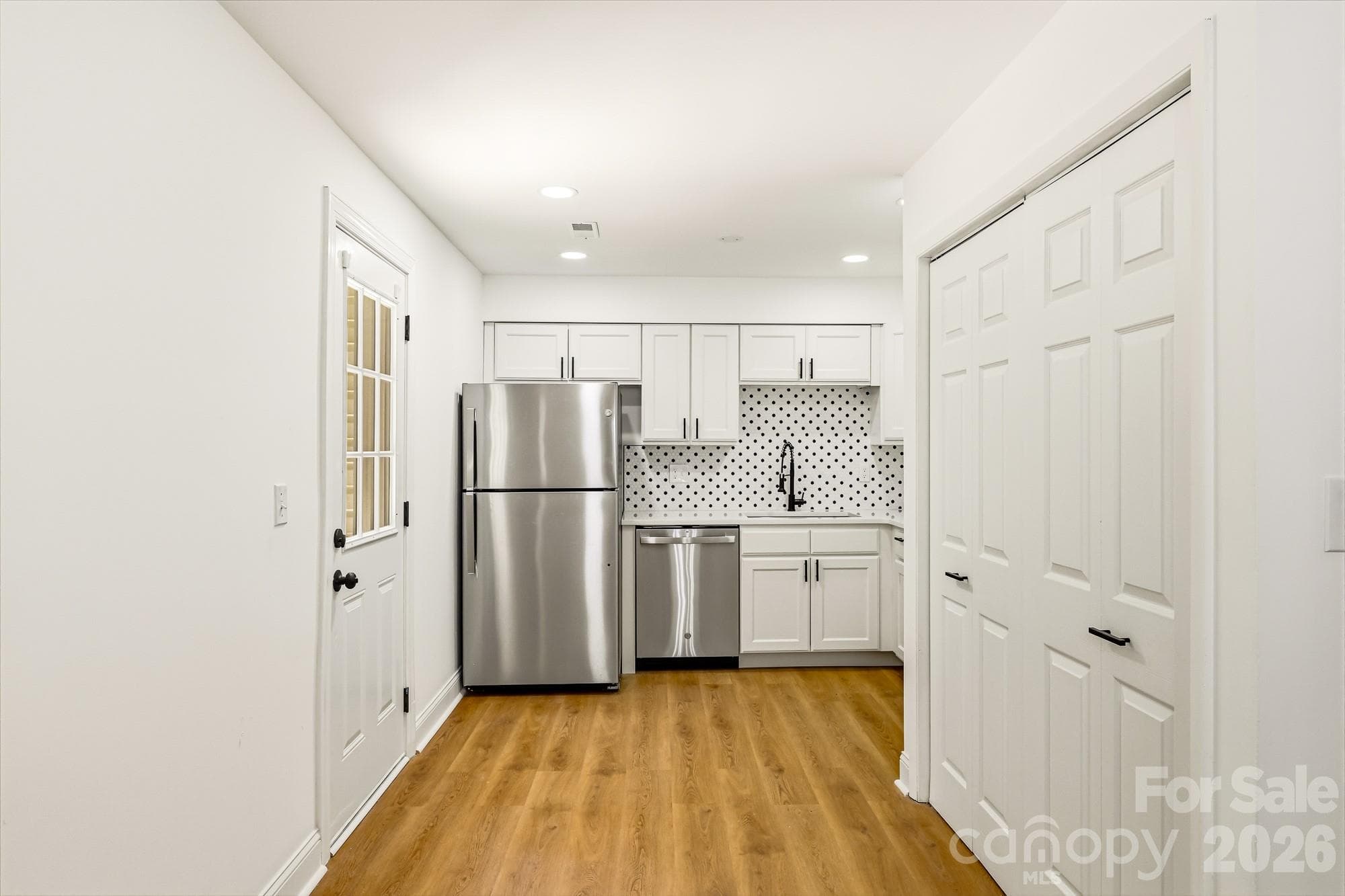 Single Family Residence at 1936 Lakedell Drive, Charlotte, photo 19 of 28