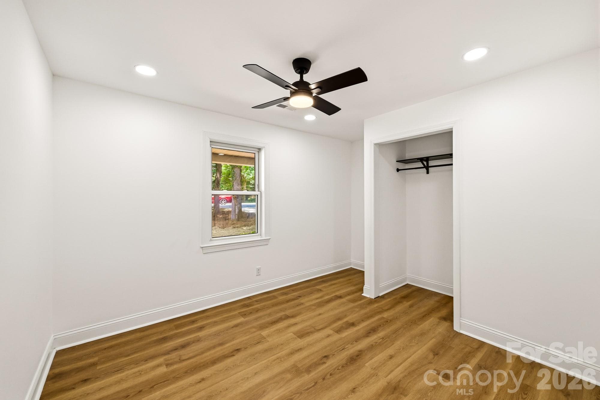 Single Family Residence at 1936 Lakedell Drive, Charlotte, photo 22 of 28