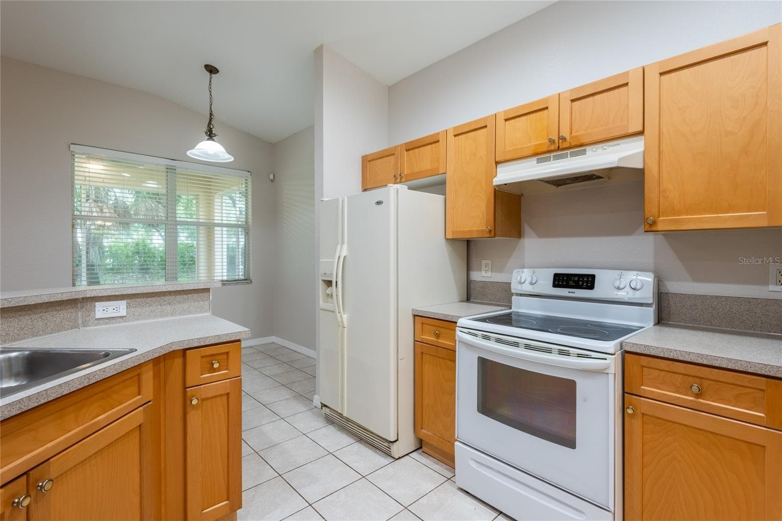 Single Family Residence at 11112 HOLLY CONE DR, RIVERVIEW, photo 16 of 38