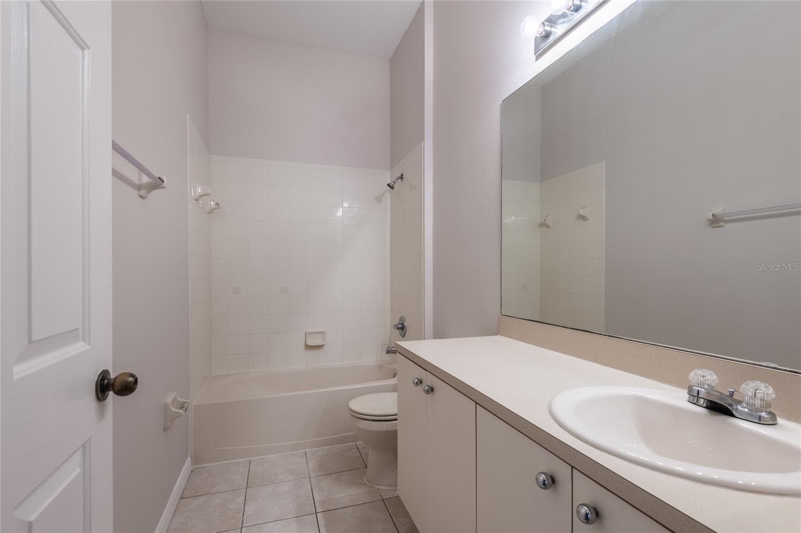 Single Family Residence at 11112 HOLLY CONE DR, RIVERVIEW, photo 28 of 38