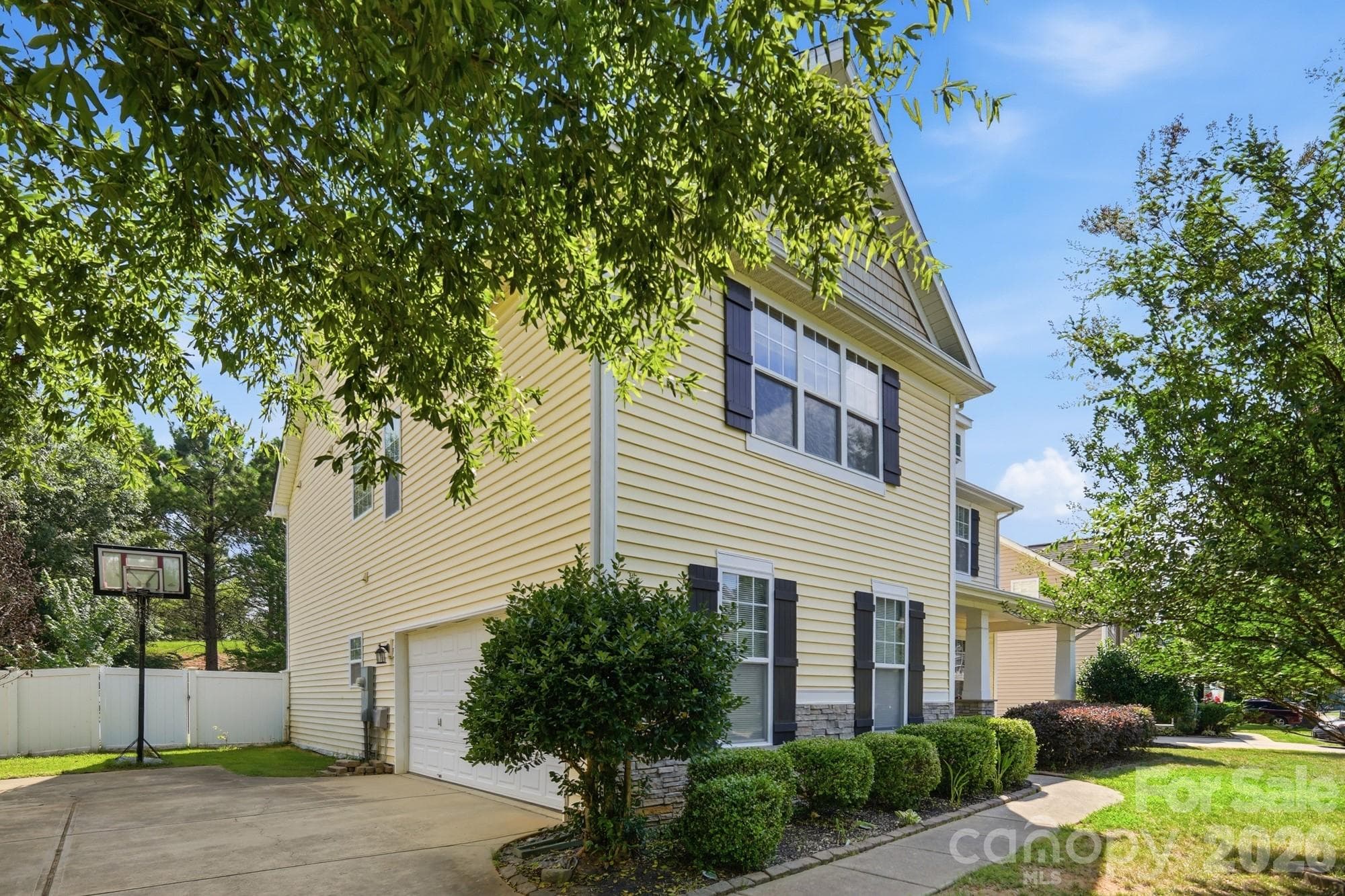 Single Family Residence at Indian Trail, photo 3 of 42
