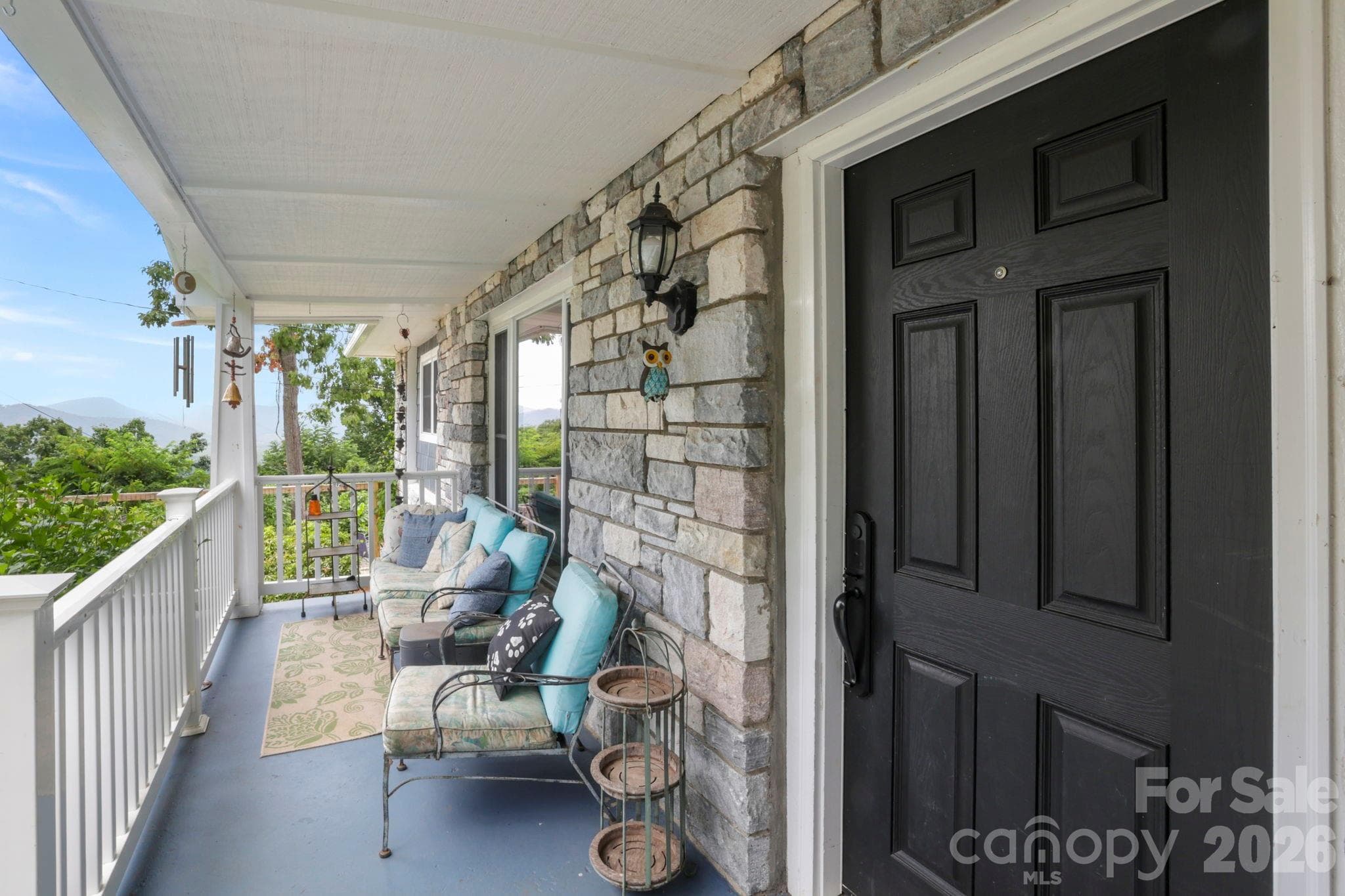 Front Porch - 26 Crestwood Drive, Arden