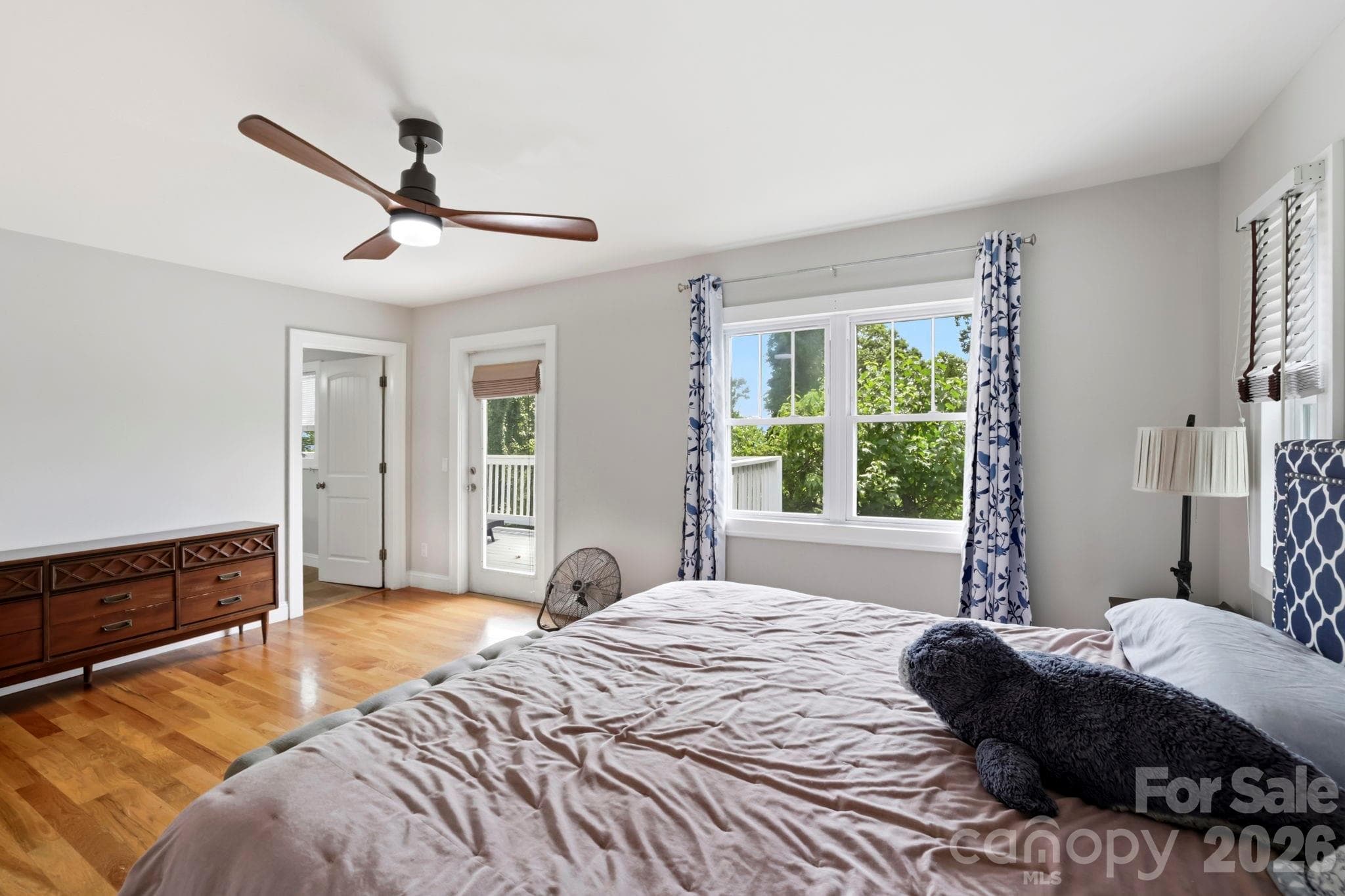 Primary Bedroom with door to the upper deck - 26 Crestwood Drive, Arden