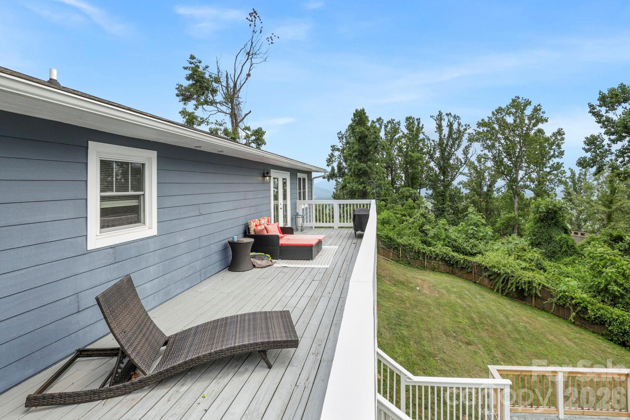 Upper Deck - 26 Crestwood Drive, Arden