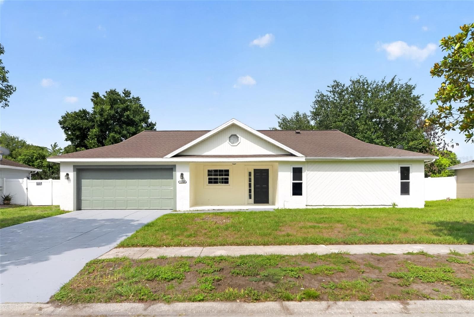 12100 CAROLINA WOODS LN