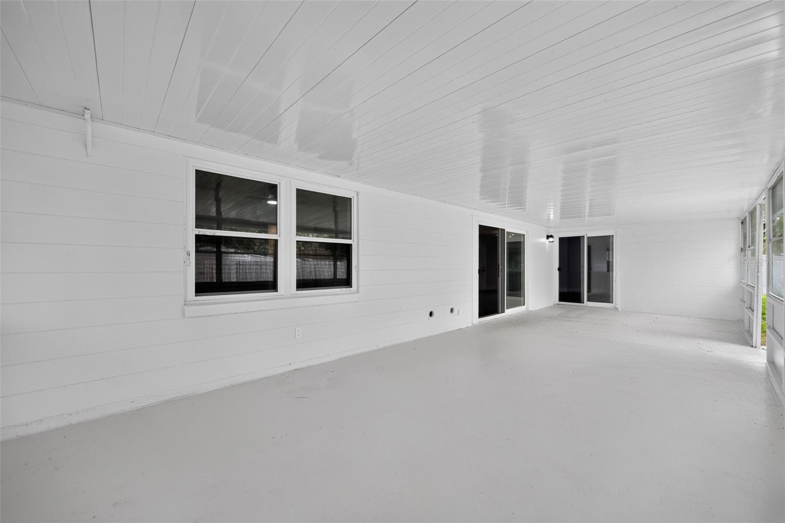 Single Family Residence at 12100 CAROLINA WOODS LN, ORLANDO, photo 10 of 33