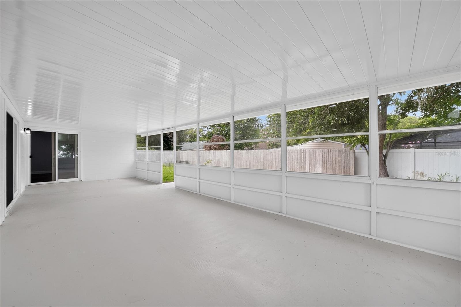 Single Family Residence at 12100 CAROLINA WOODS LN, ORLANDO, photo 11 of 33