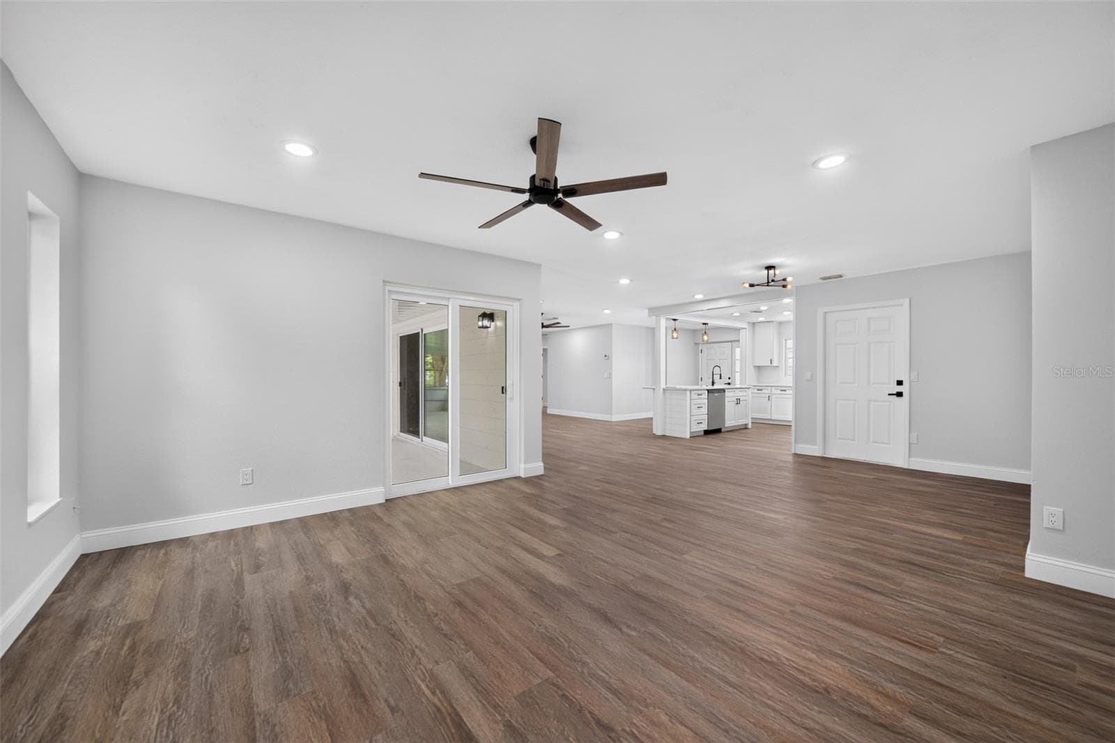 Single Family Residence at 12100 CAROLINA WOODS LN, ORLANDO, photo 24 of 33