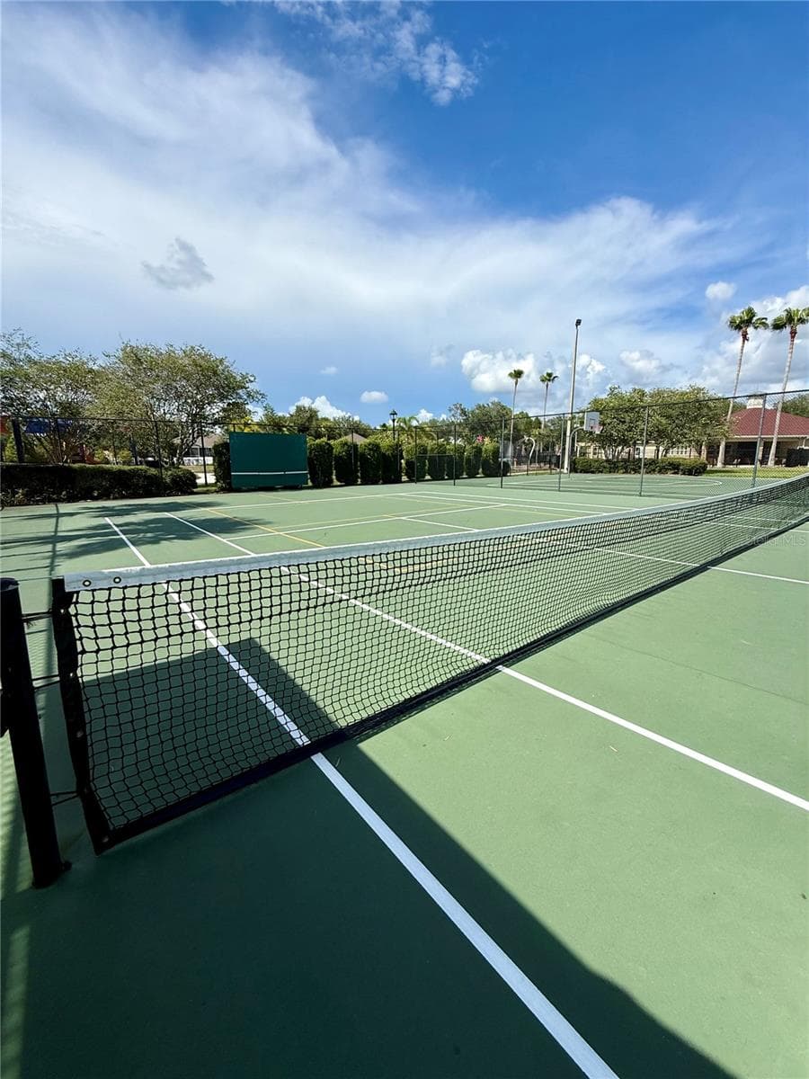Tennis Courts - 7605 NOTTINGHILL SKY DR, APOLLO BEACH