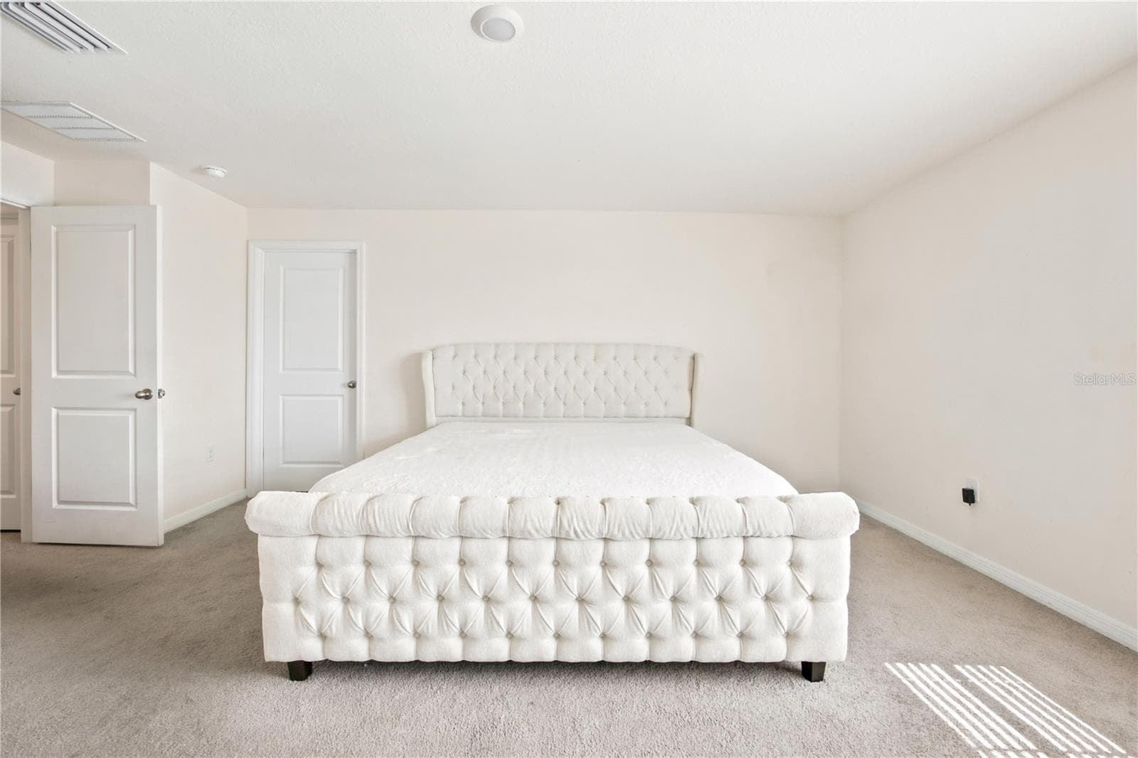 Primary Suite Bedroom - 8709 SW 46TH AVE, OCALA