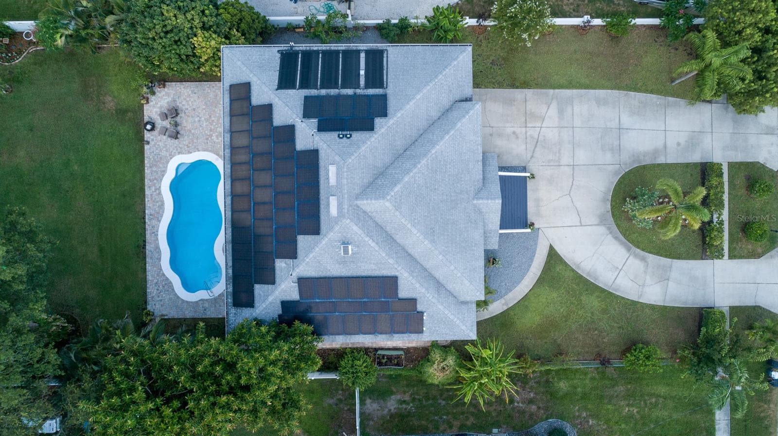 Your own tropical half acre lot and looking down on the outright owned Solar System! - 1605 GULF RD, TARPON SPRINGS
