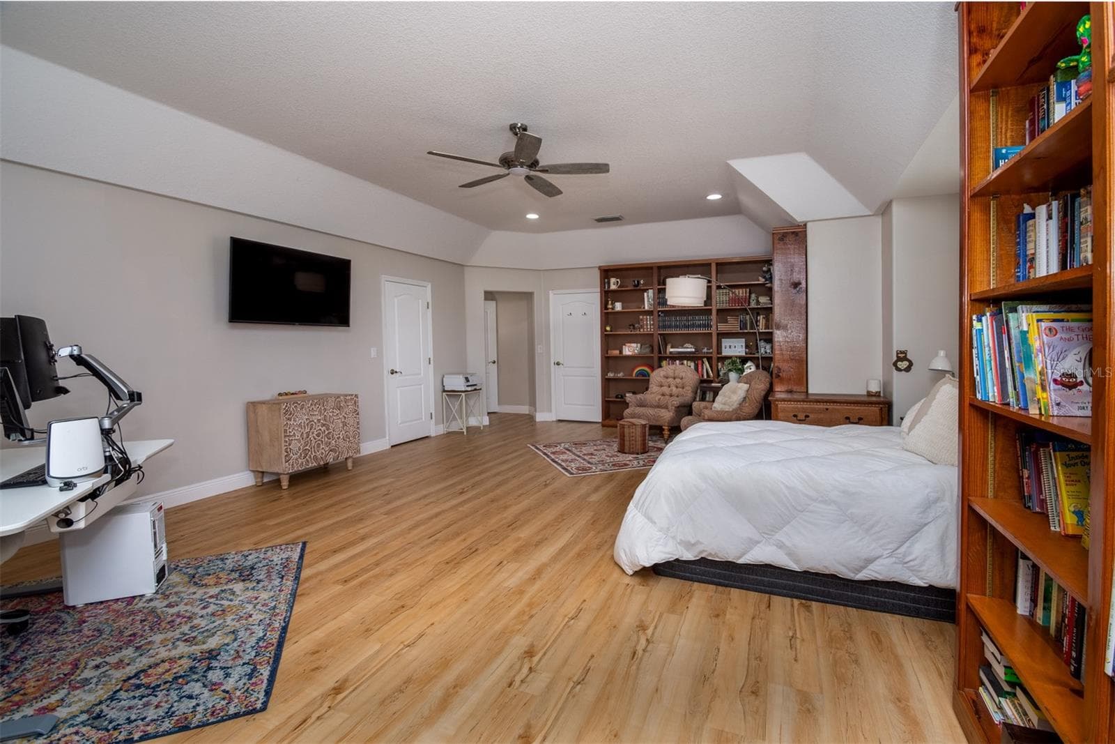 Single Family Residence at 1605 GULF RD, TARPON SPRINGS, photo 39 of 53