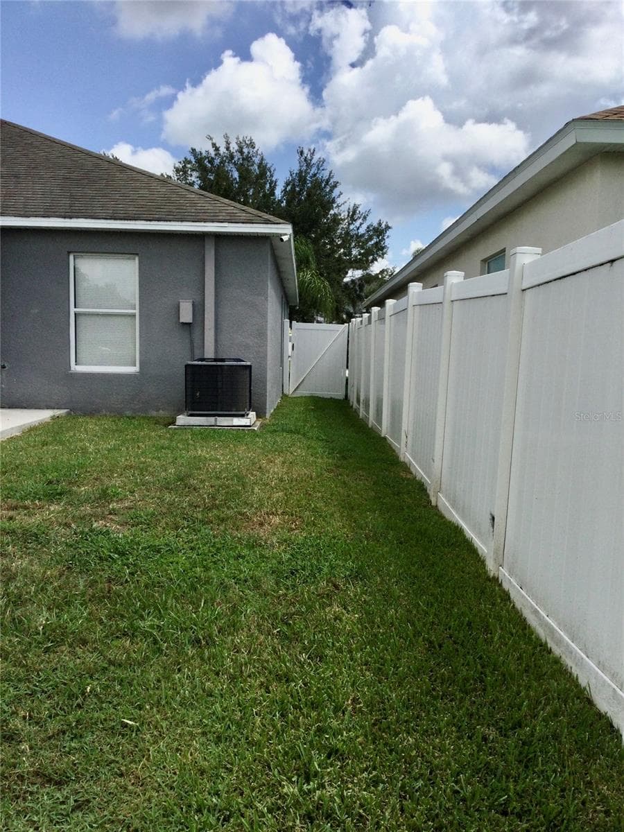 Backyard - 10728 SHADY PRESERVE DR, RIVERVIEW