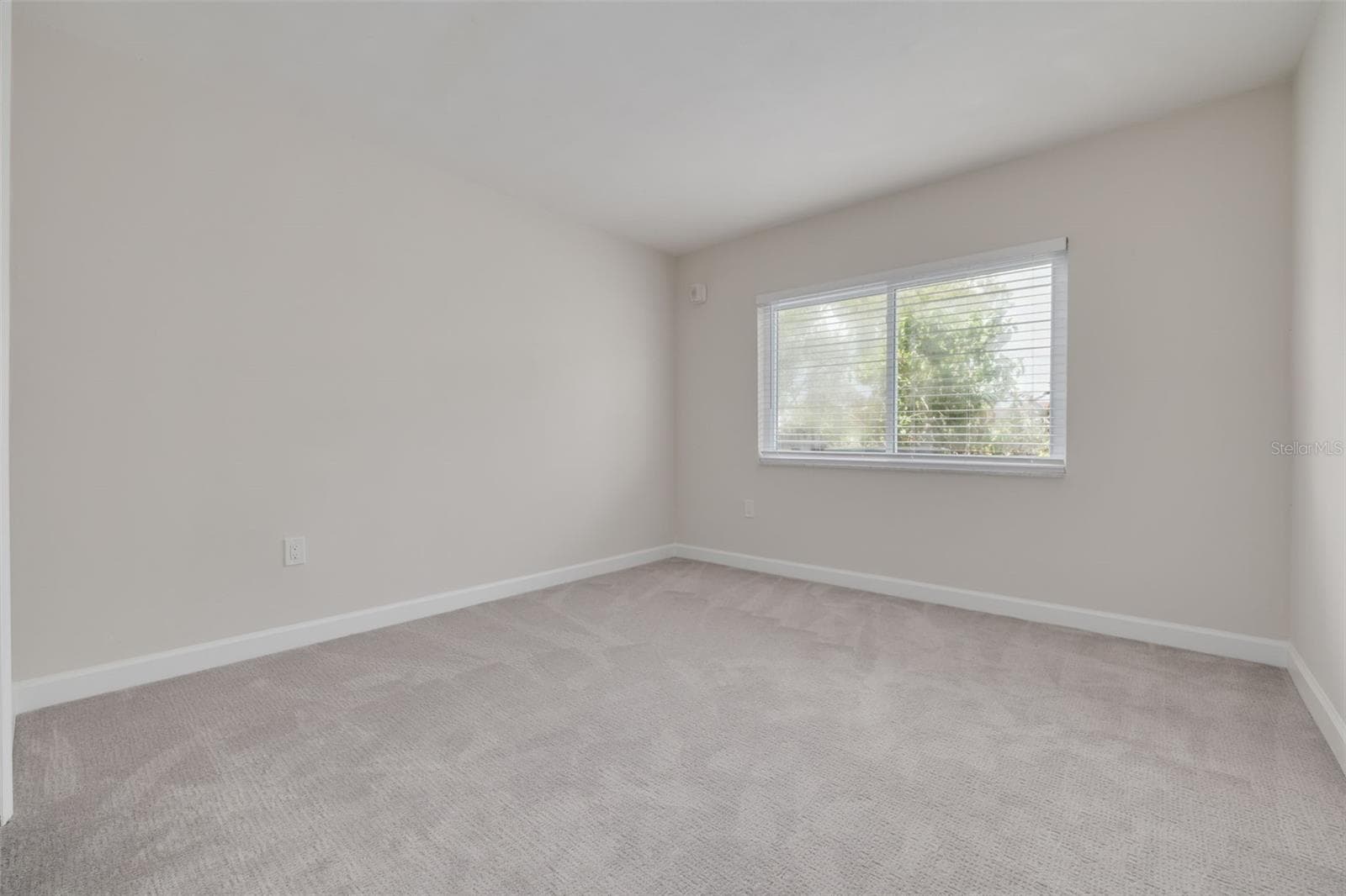 Condominium at 4550 OVERLOOK DR NE #155, ST PETERSBURG, photo 17 of 46