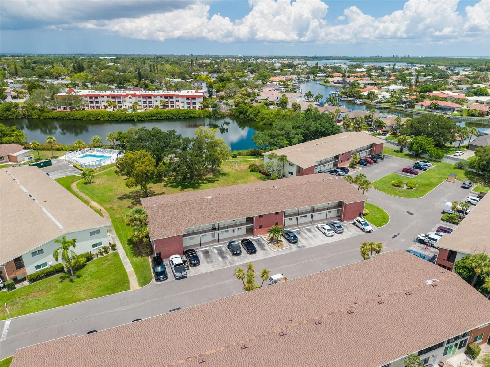 Condominium at 4550 OVERLOOK DR NE #155, ST PETERSBURG, photo 44 of 46