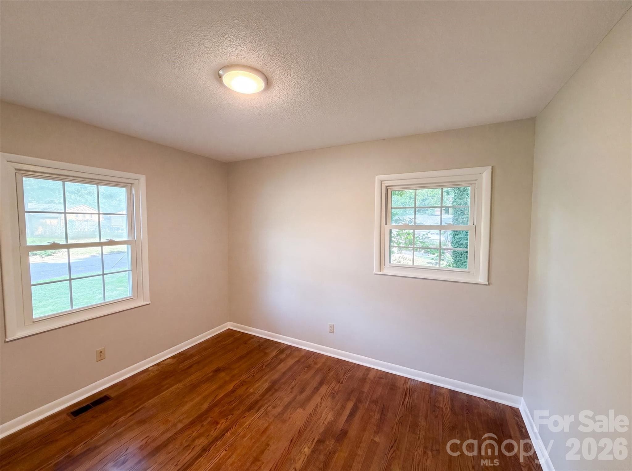 Single Family Residence at 1716 Timberlane Street, Gastonia, photo 11 of 17