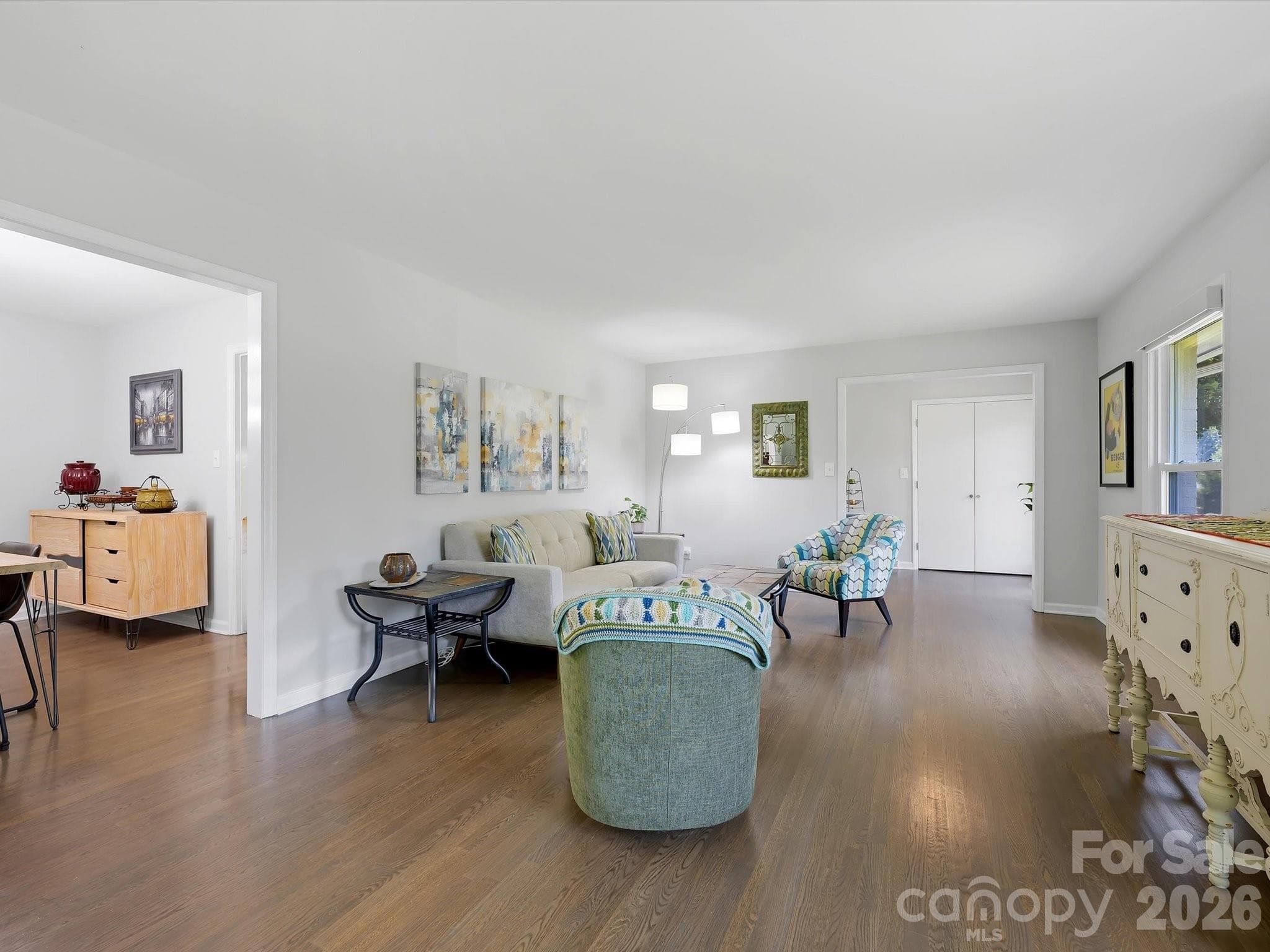 Single Family Residence at 6419 Morven Lane, Charlotte, photo 7 of 39