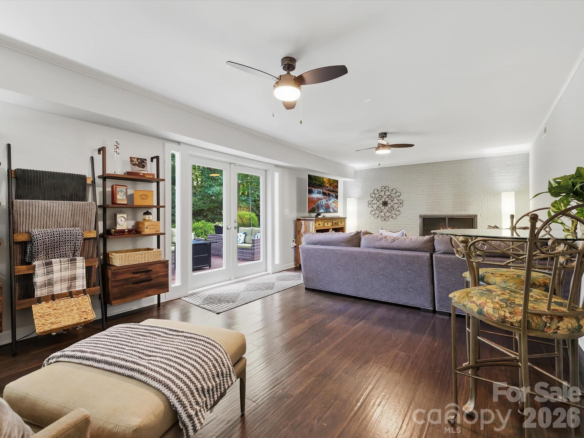 Single Family Residence at 6419 Morven Lane, Charlotte, photo 16 of 39
