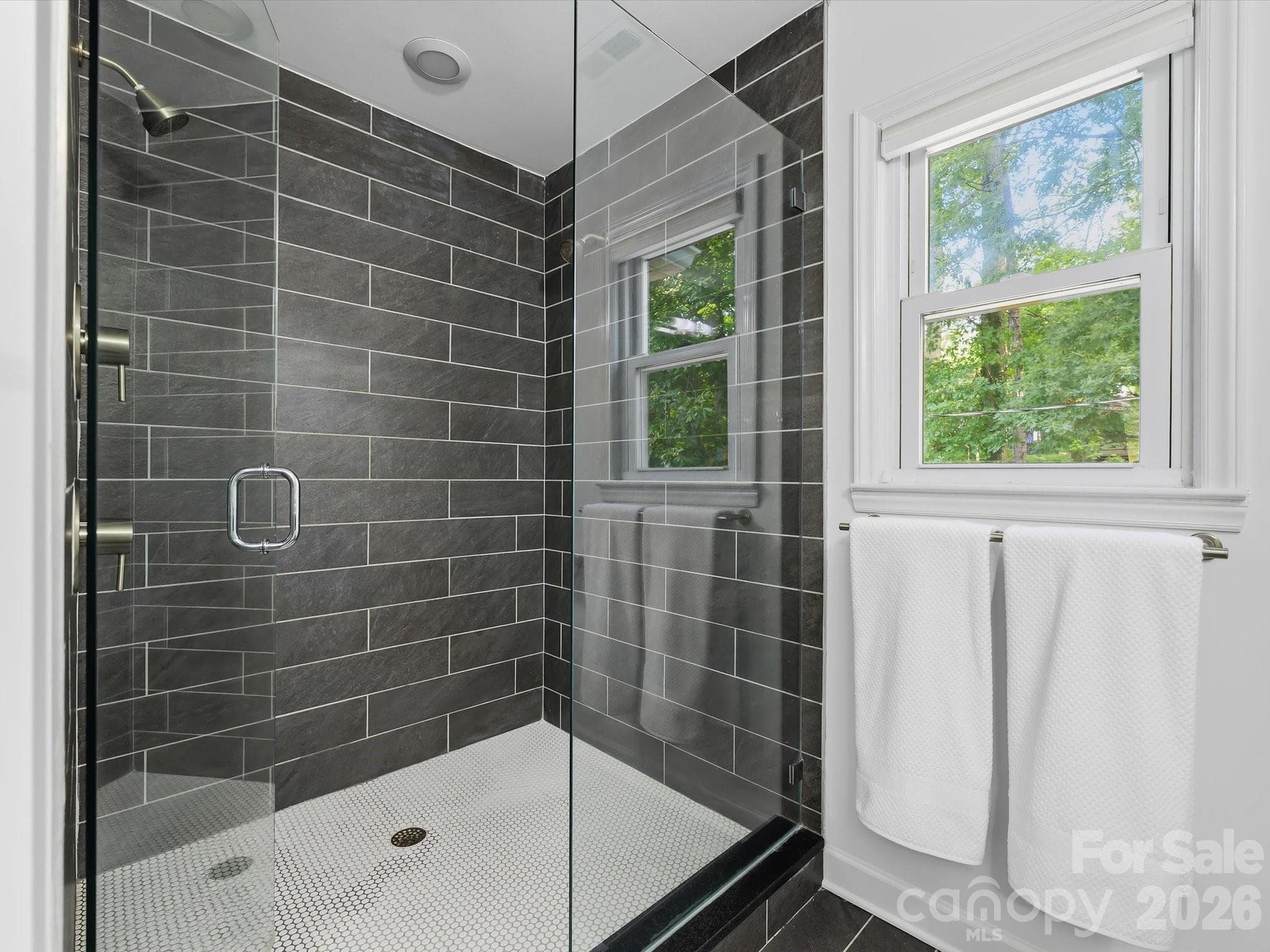 Single Family Residence at 6419 Morven Lane, Charlotte, photo 27 of 39