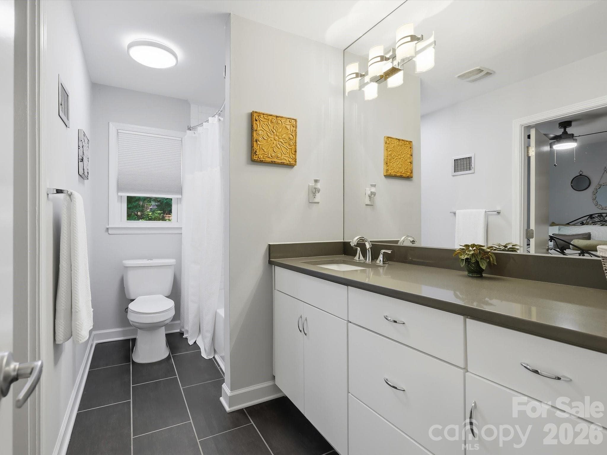 Single Family Residence at 6419 Morven Lane, Charlotte, photo 31 of 39