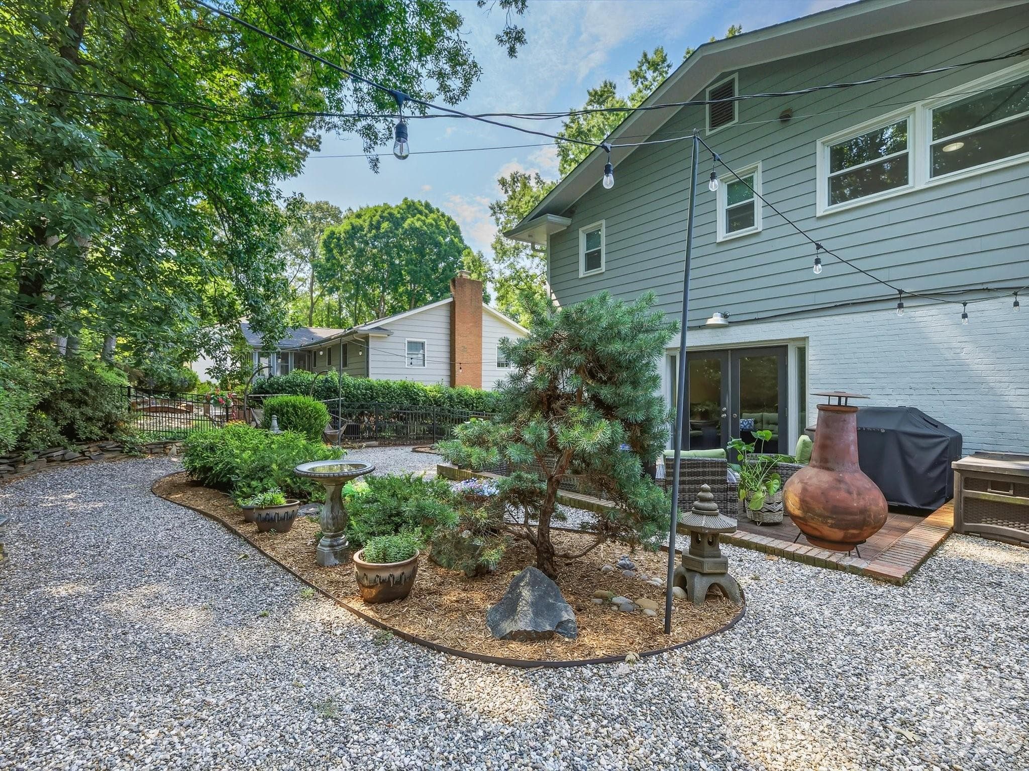 Single Family Residence at 6419 Morven Lane, Charlotte, photo 34 of 39