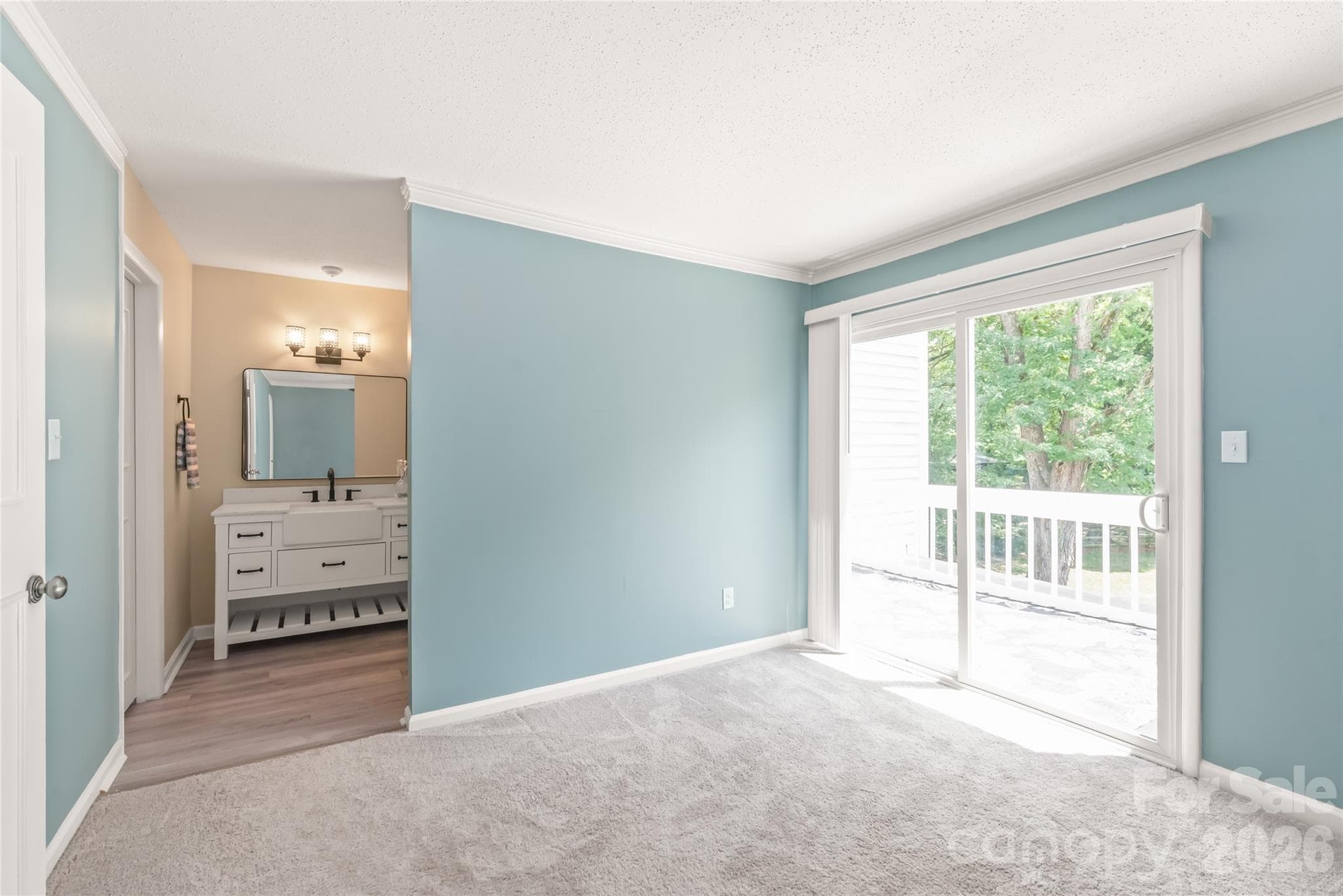 Townhouse at 8410 Cricket Lake Drive, Charlotte, photo 24 of 40