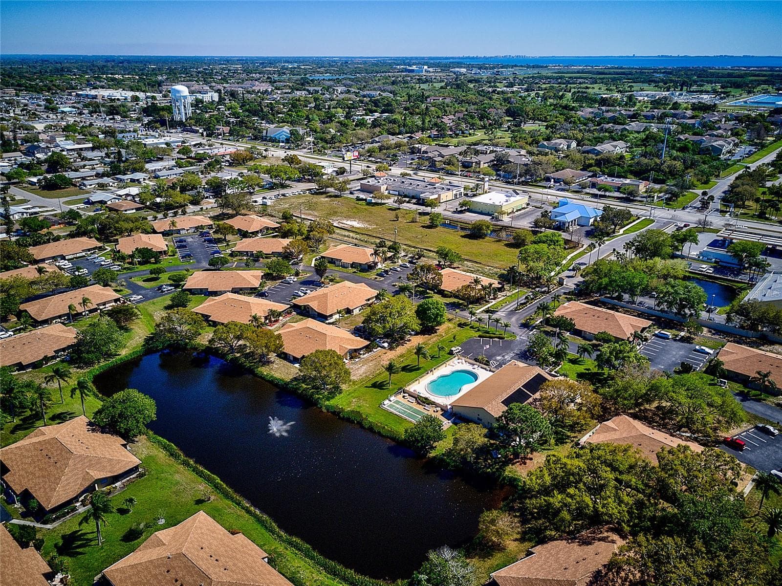 Condominium at 4190 66TH STREET CIR W #O, BRADENTON, photo 27 of 44