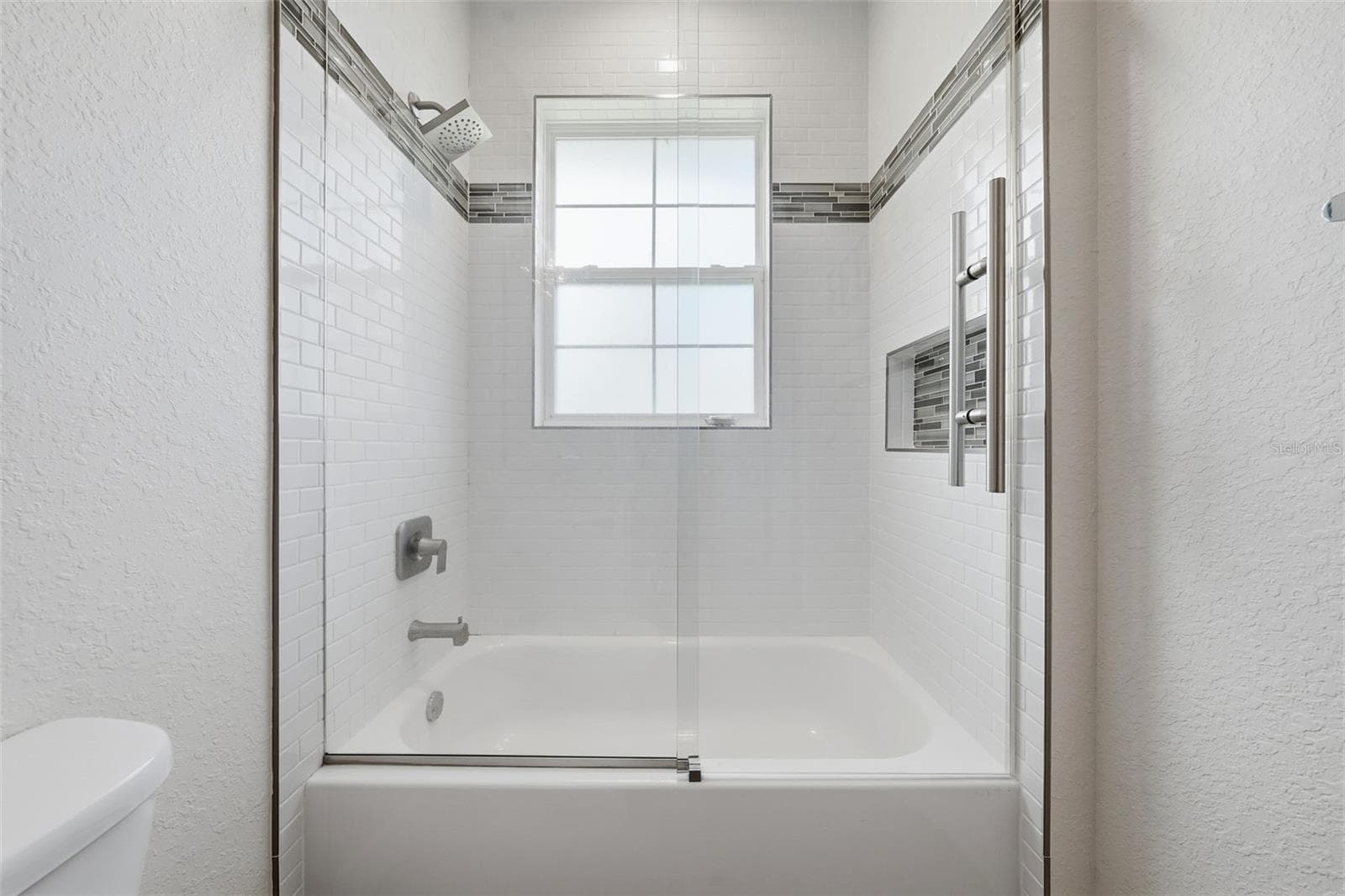 Bath 2 - 4526 CLAIRE ROSE CT, MOUNT DORA
